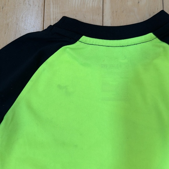 Set of 3 Nike boys shirts size 2 T - Picture 5 of 5